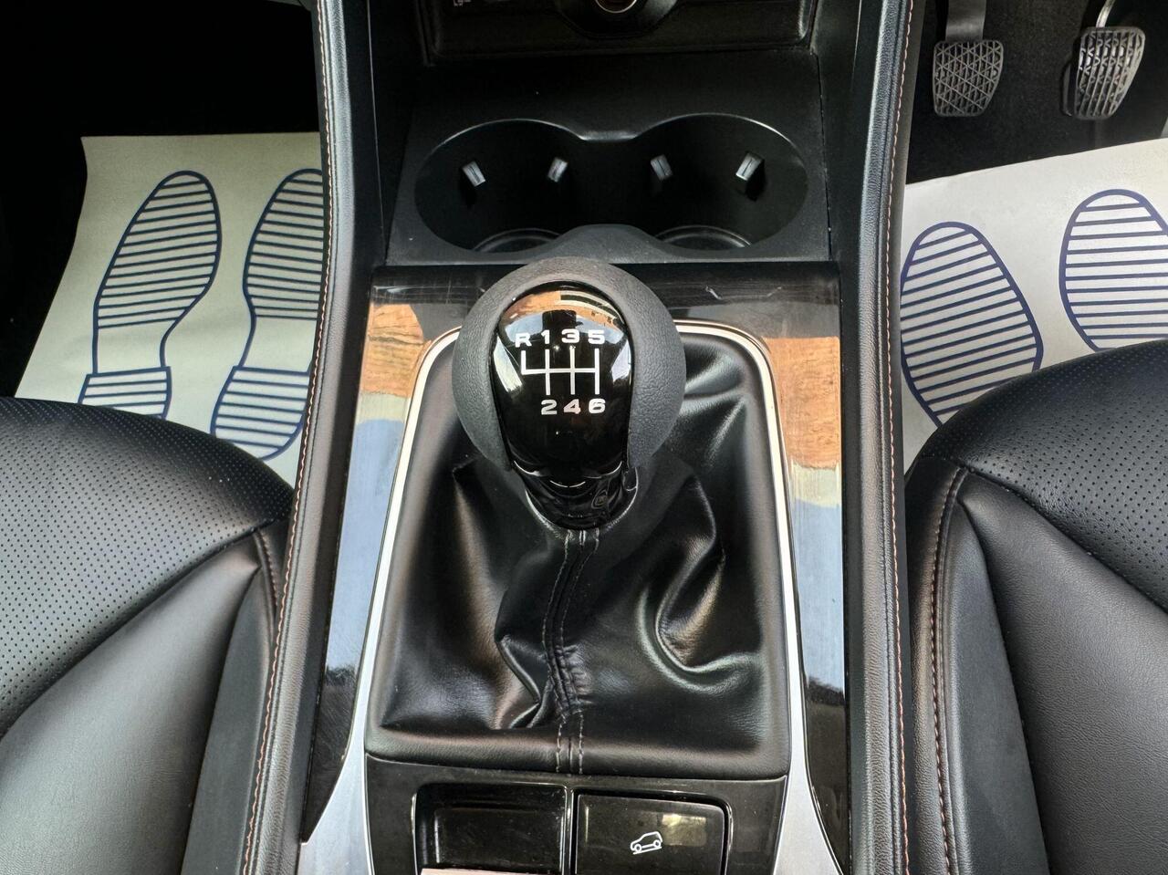 MG MG HS — photo 57