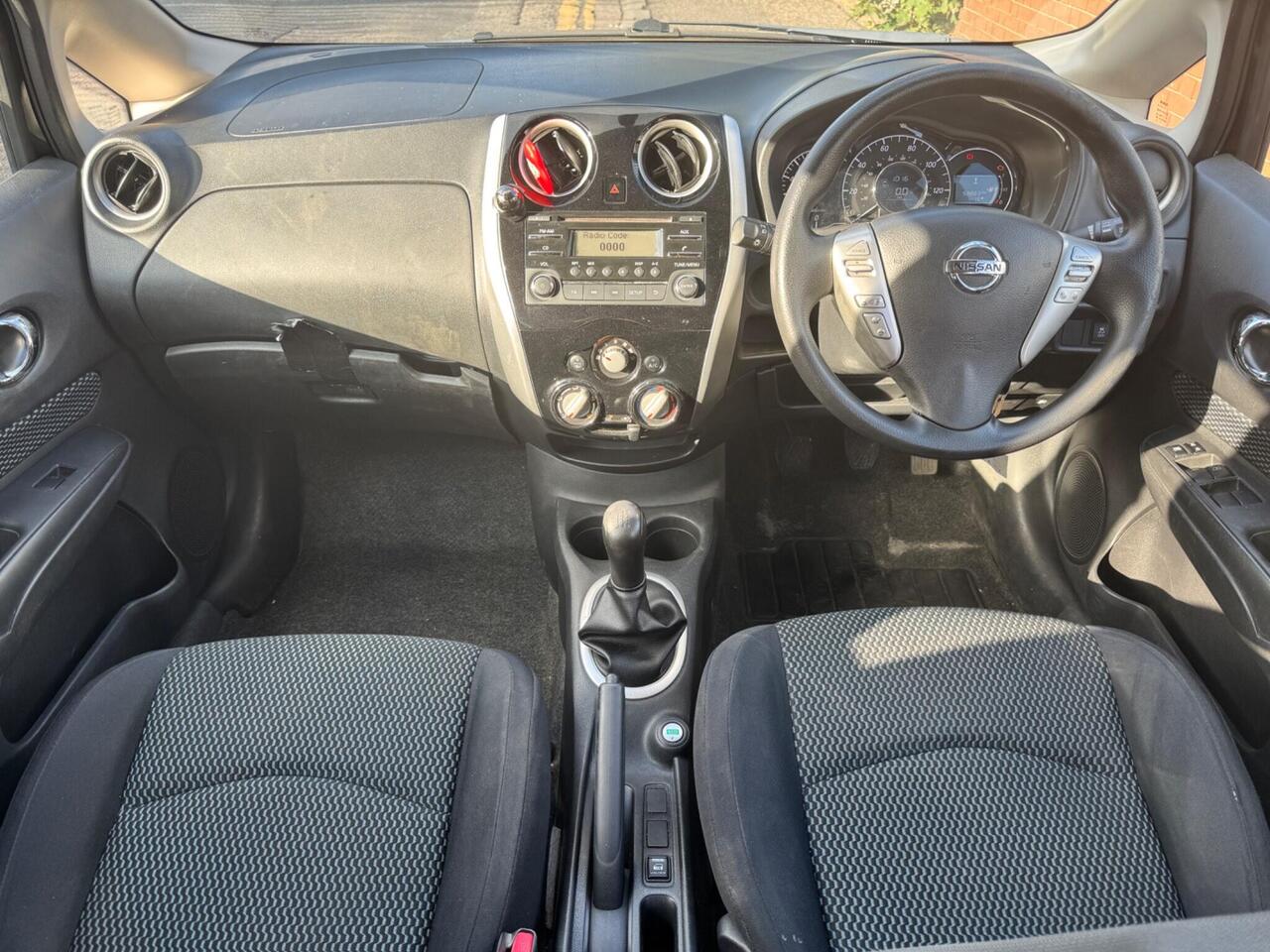 Nissan Note — photo 10