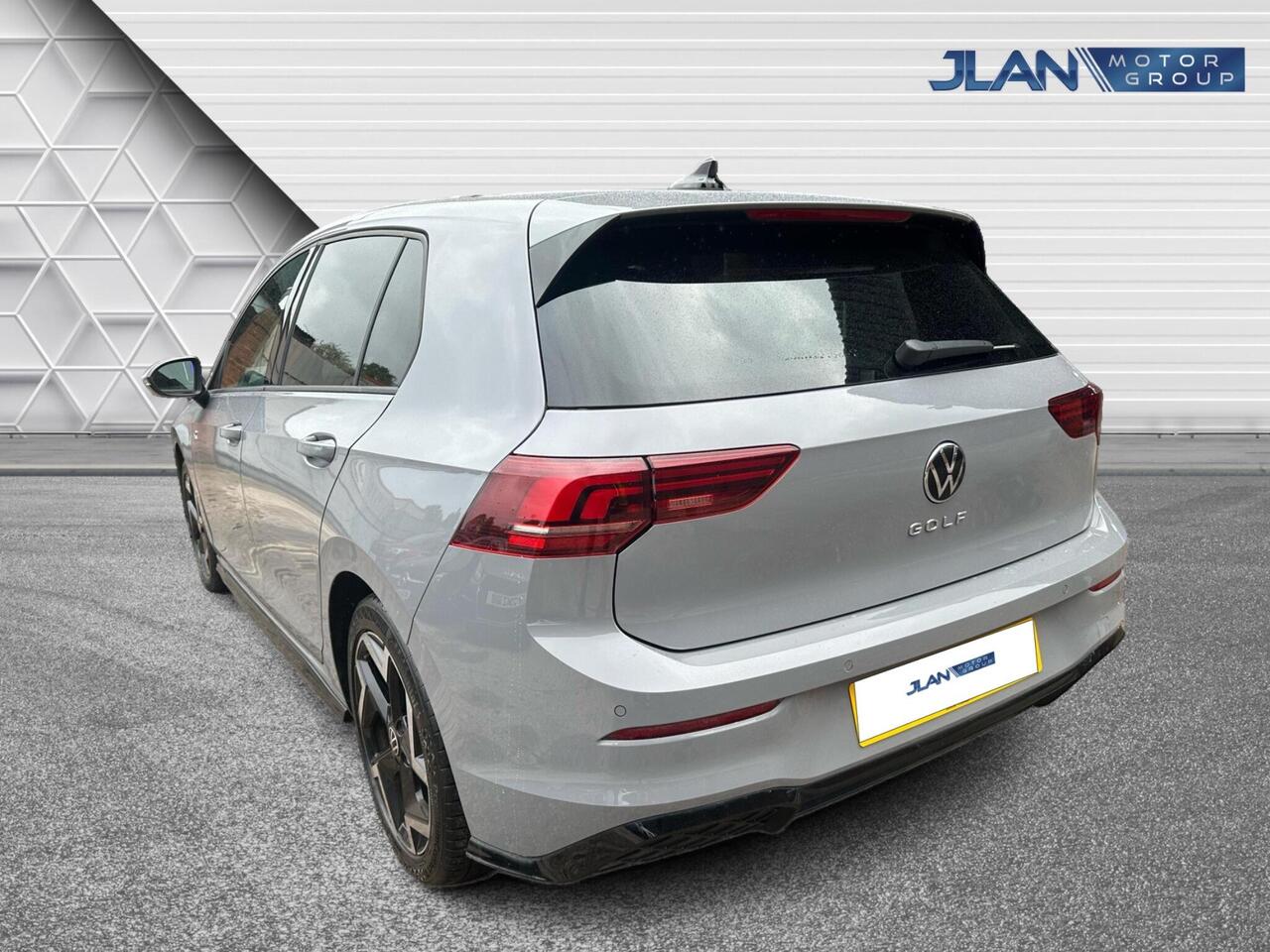 Volkswagen Golf — photo 11