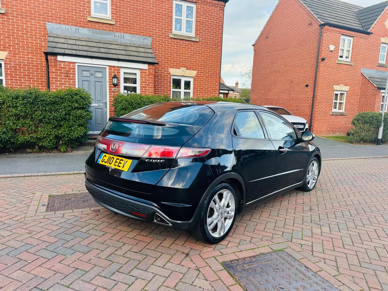 Honda Civic — photo 32