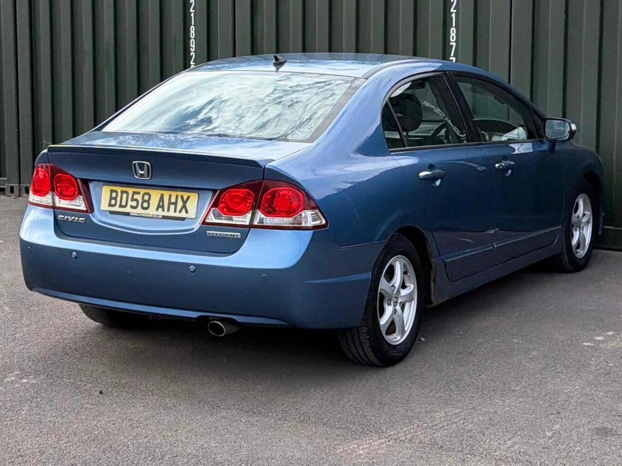 Honda Civic — photo 6