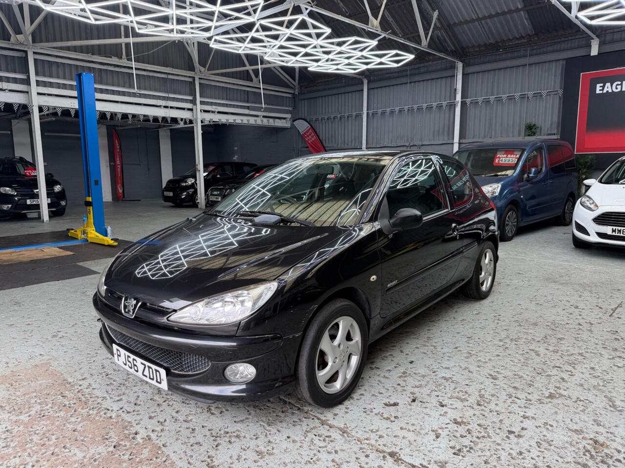 Peugeot 206 — photo 2