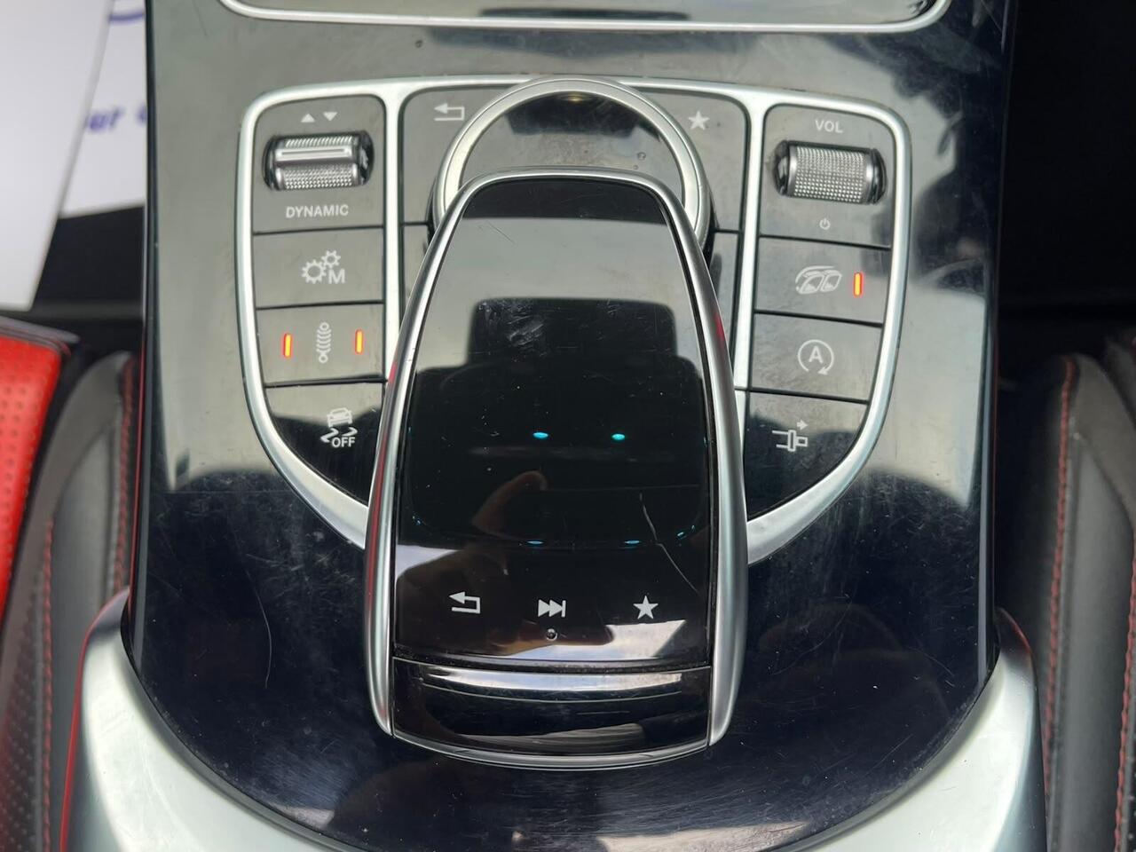 Mercedes-Benz C Class — photo 17