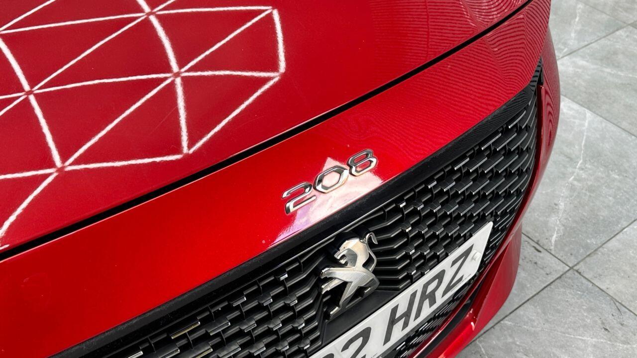Peugeot 208 — photo 9