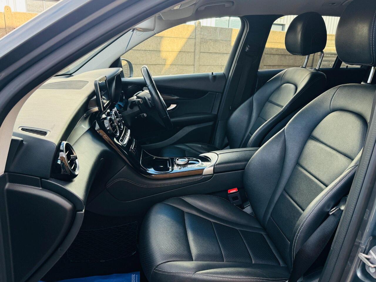 Mercedes-Benz GLC — photo 20