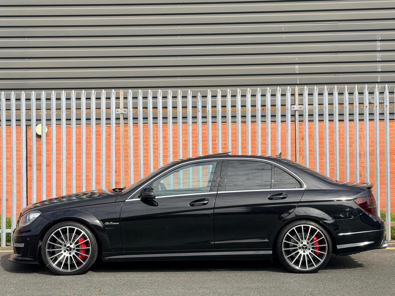 2013 Mercedes-Benz C Class 6.3 C63 V8 AMG SpdS MCT Euro 5 4dr, photo 12