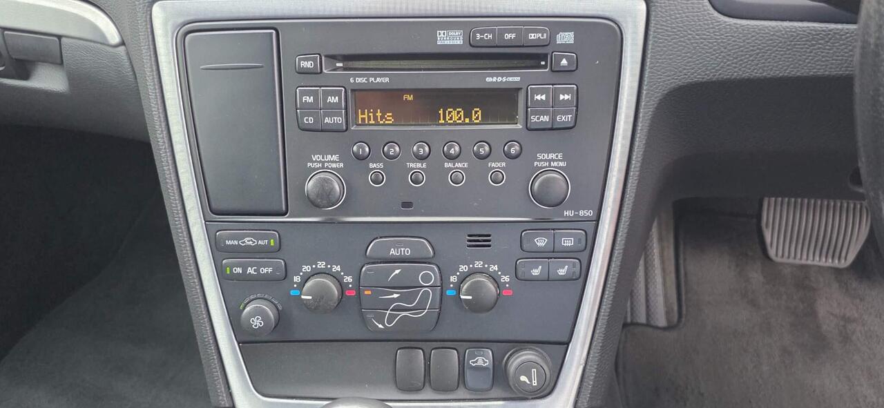 Volvo V70 — photo 84