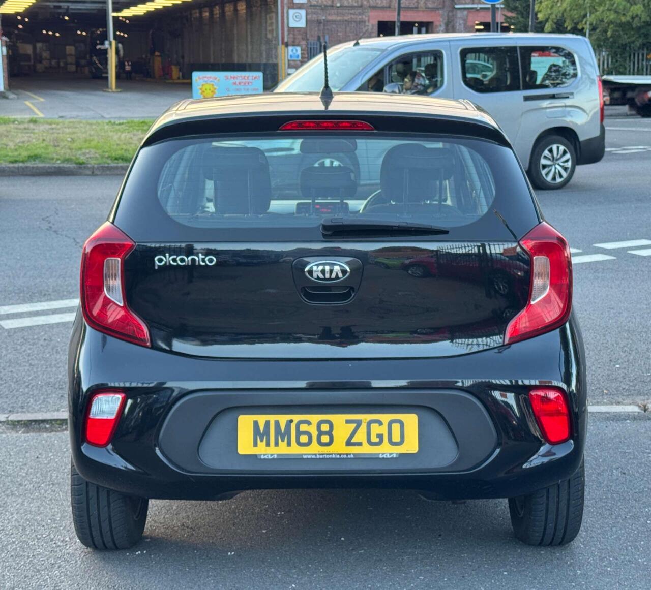 Kia Picanto — photo 6