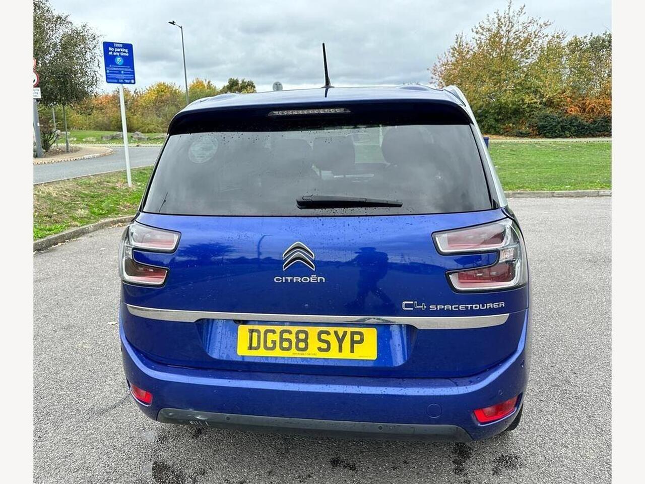Citroen Grand C4 SpaceTourer — photo 11