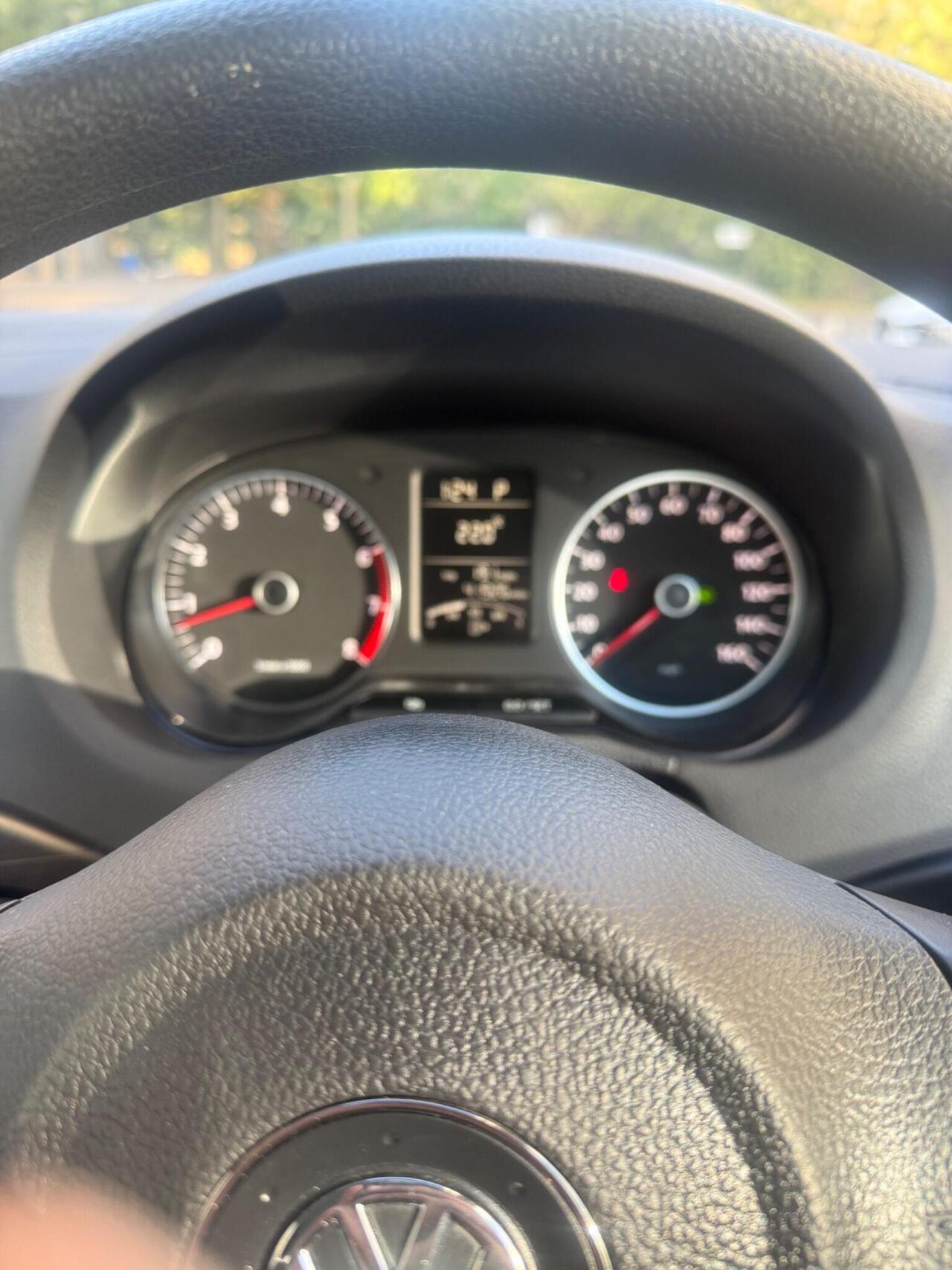 Volkswagen Polo — photo 10