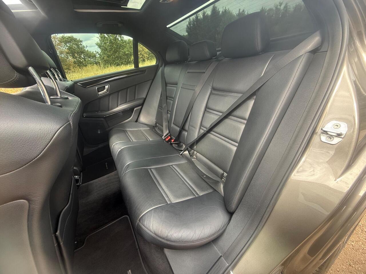 2012 Mercedes-Benz E Class 5.5 E63 V8 AMG SpdS MCT Euro 5 (s/s) 4dr, photo 19