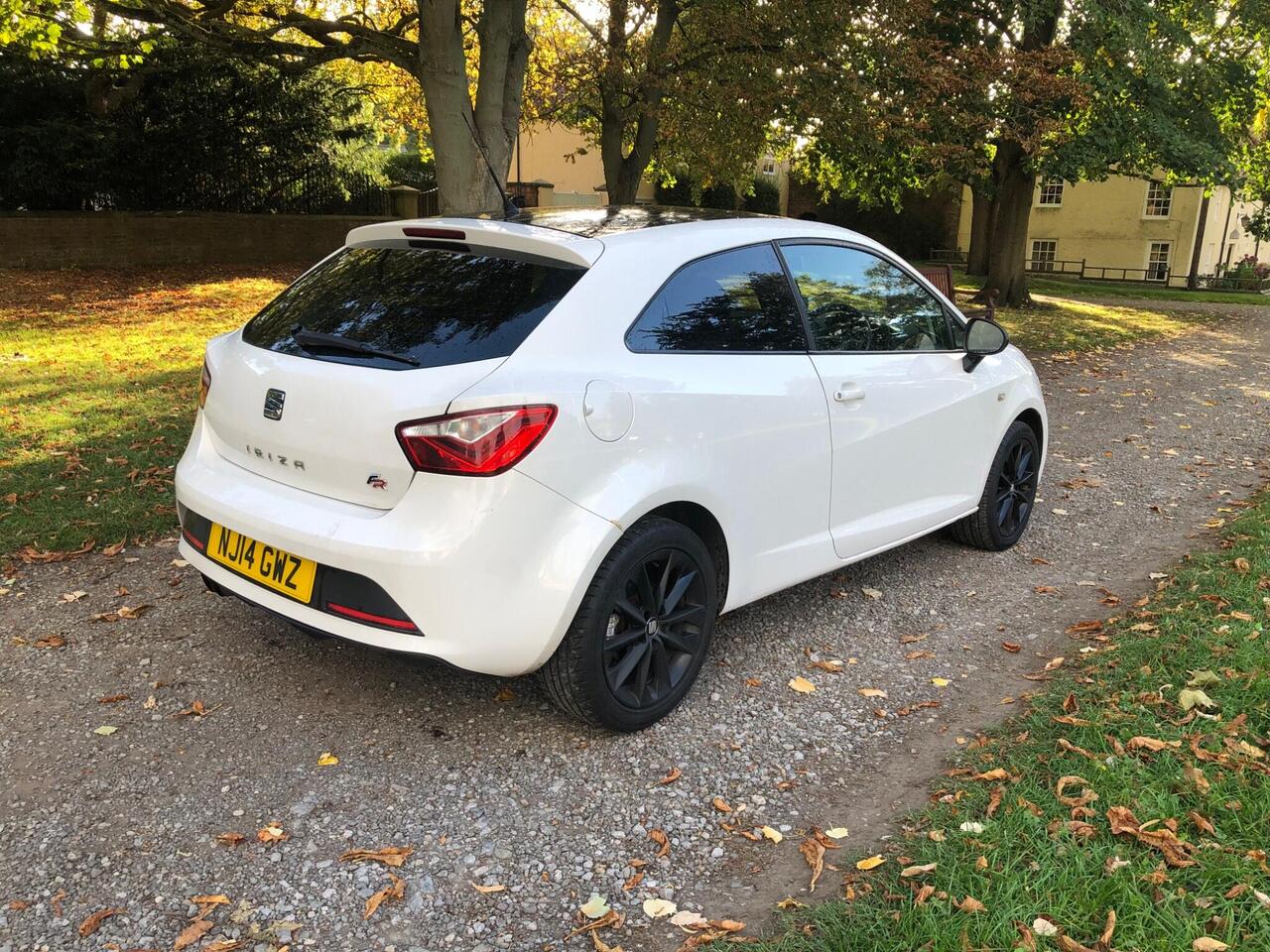 SEAT Ibiza — photo 8