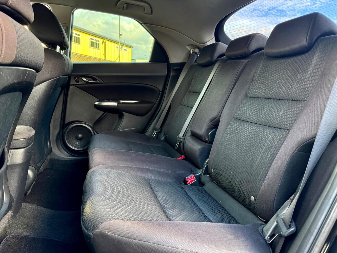Honda Civic — photo 48