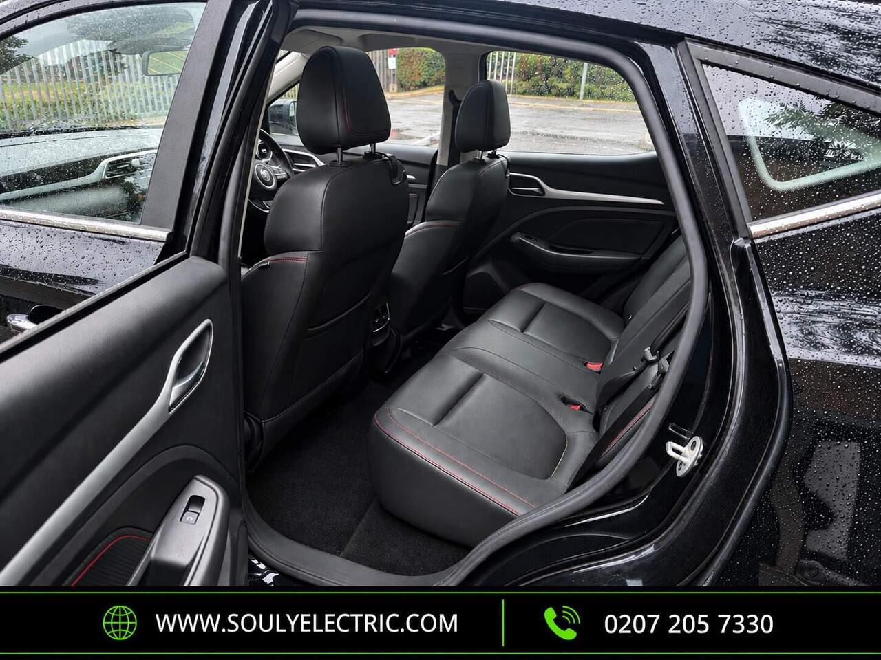 MG MG ZS — photo 12