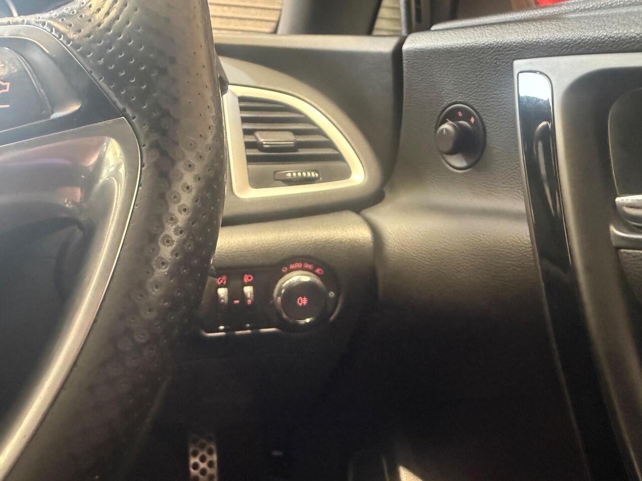 Vauxhall Astra GTC — photo 12