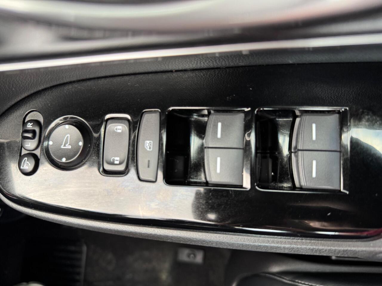 Honda CR-V — photo 30