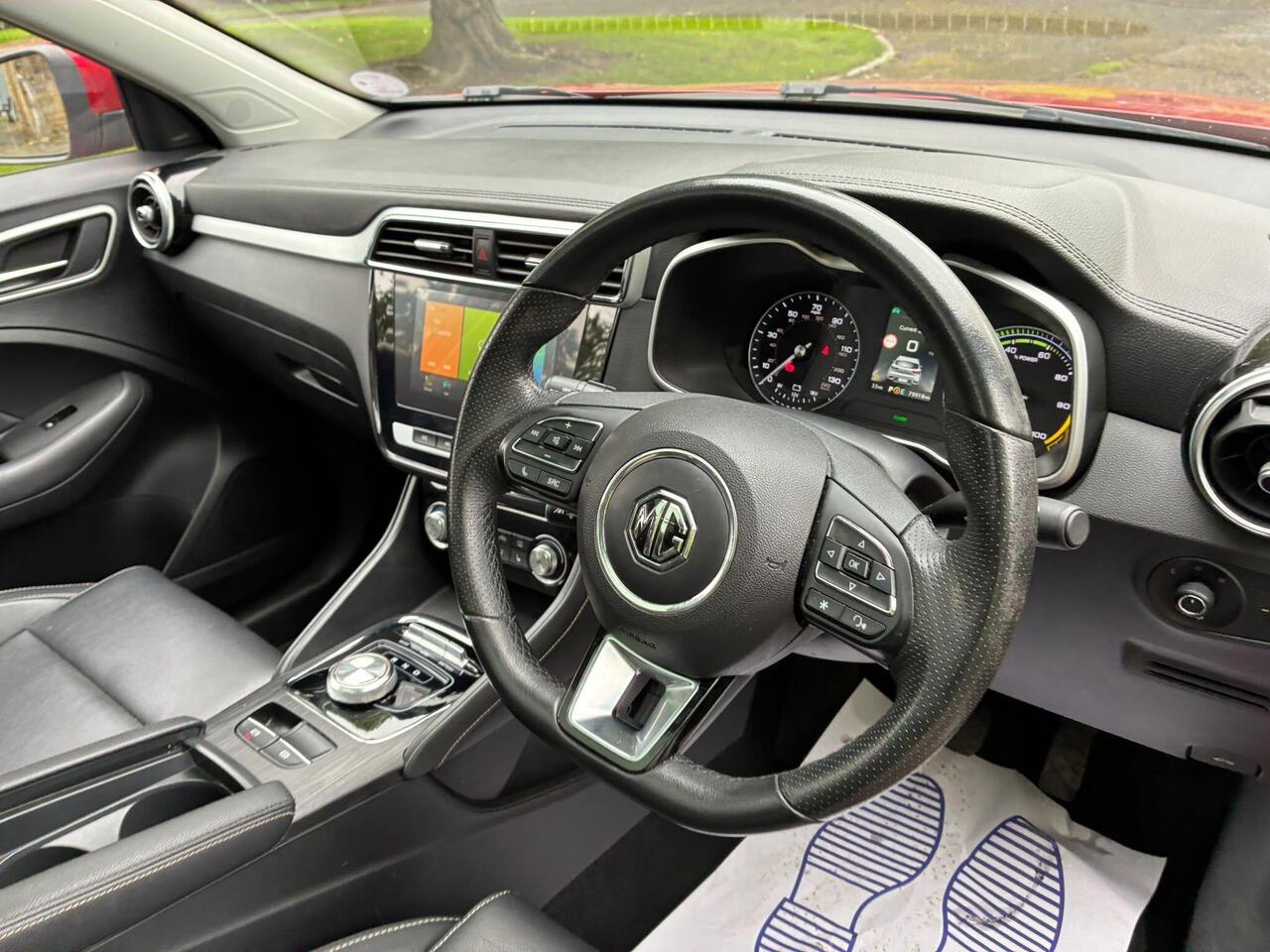 MG MG ZS — photo 32