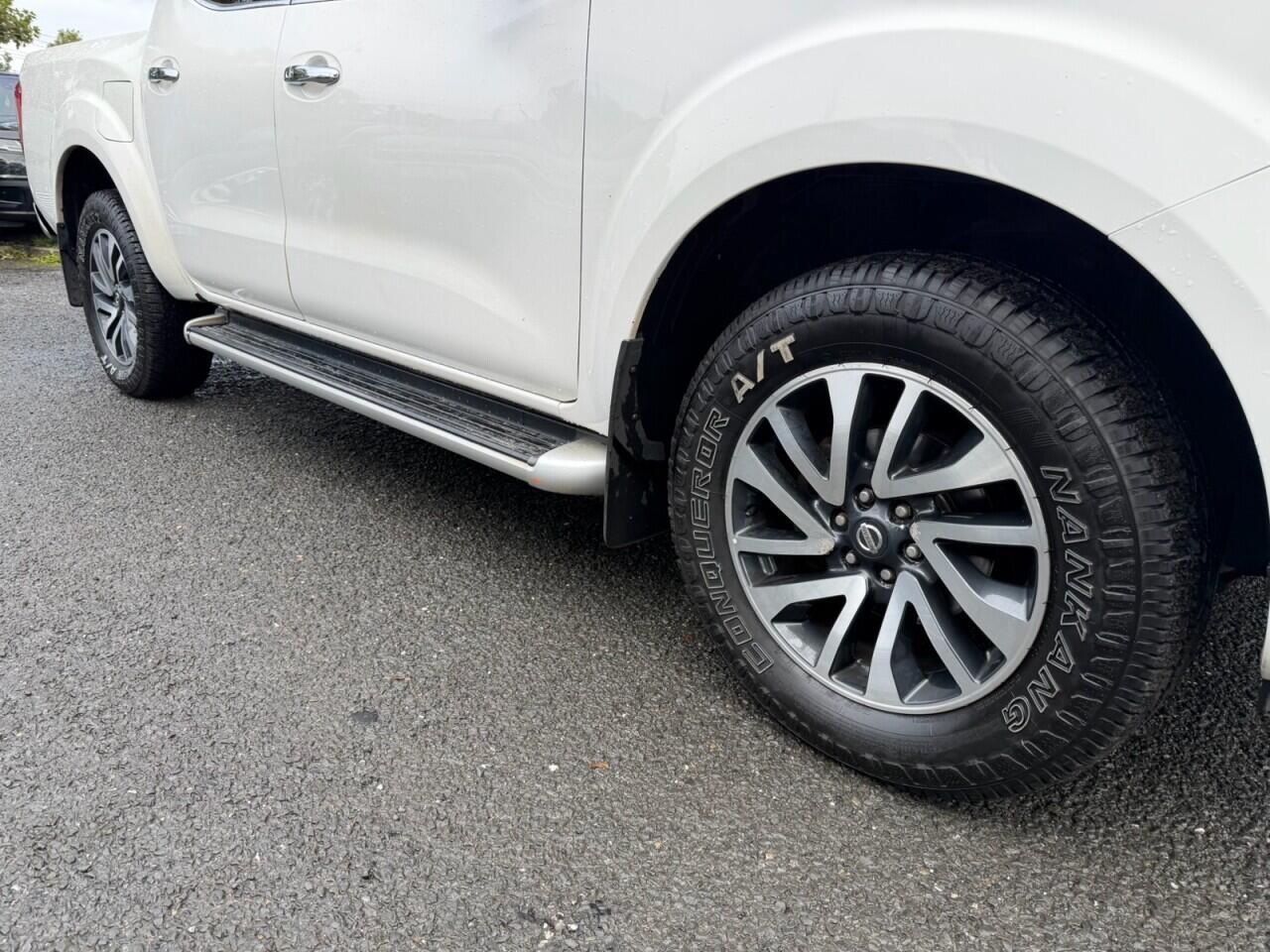 Nissan Navara — photo 9