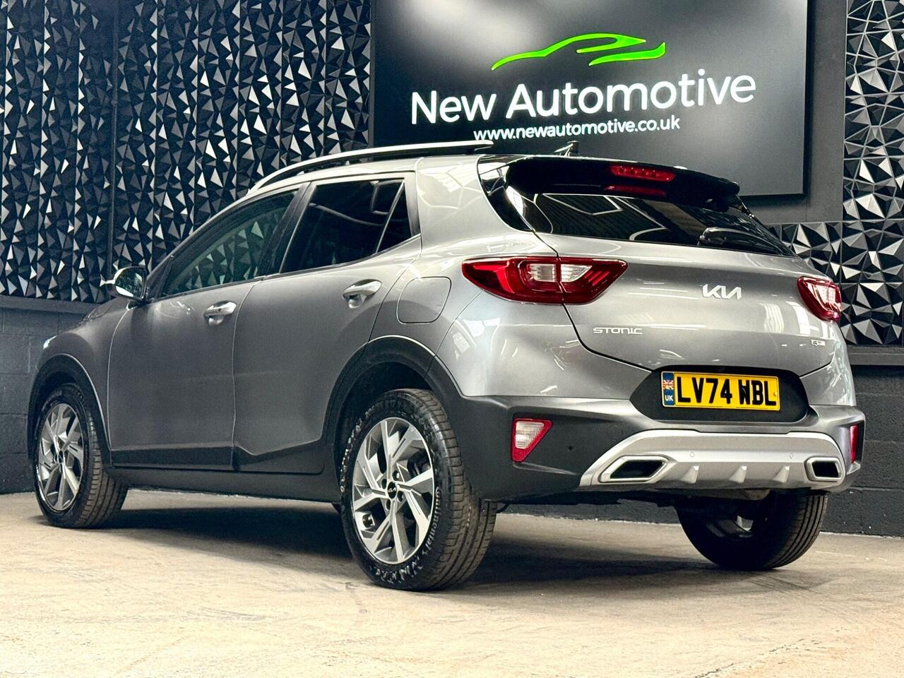 Kia Stonic — photo 12