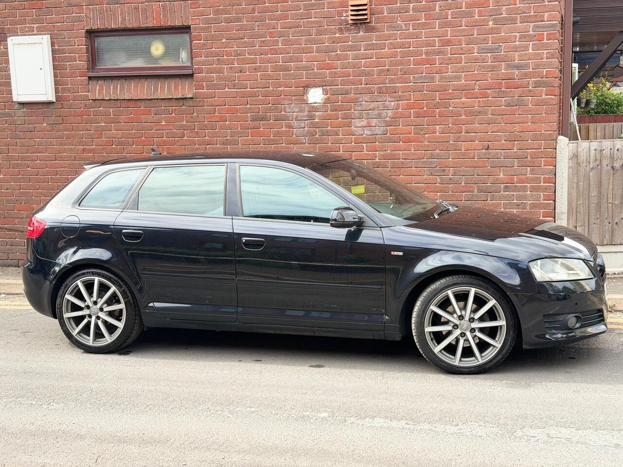 Audi A3 — photo 8