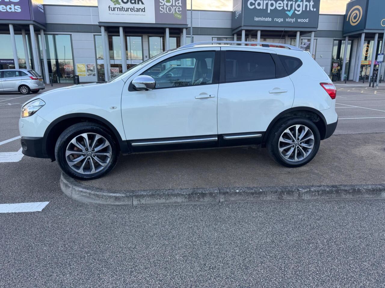 Nissan Qashqai — photo 11