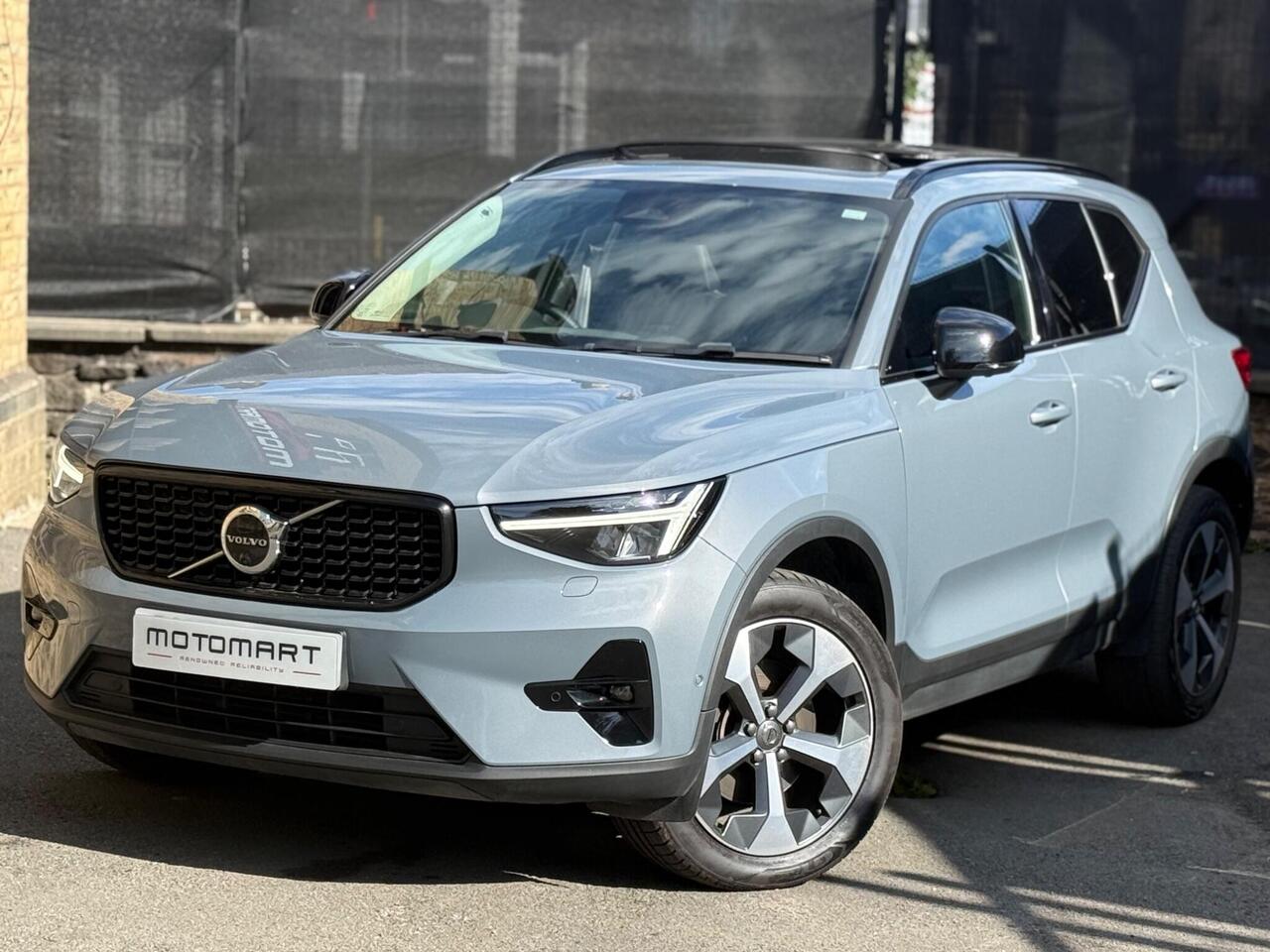 Volvo XC40 — photo 14