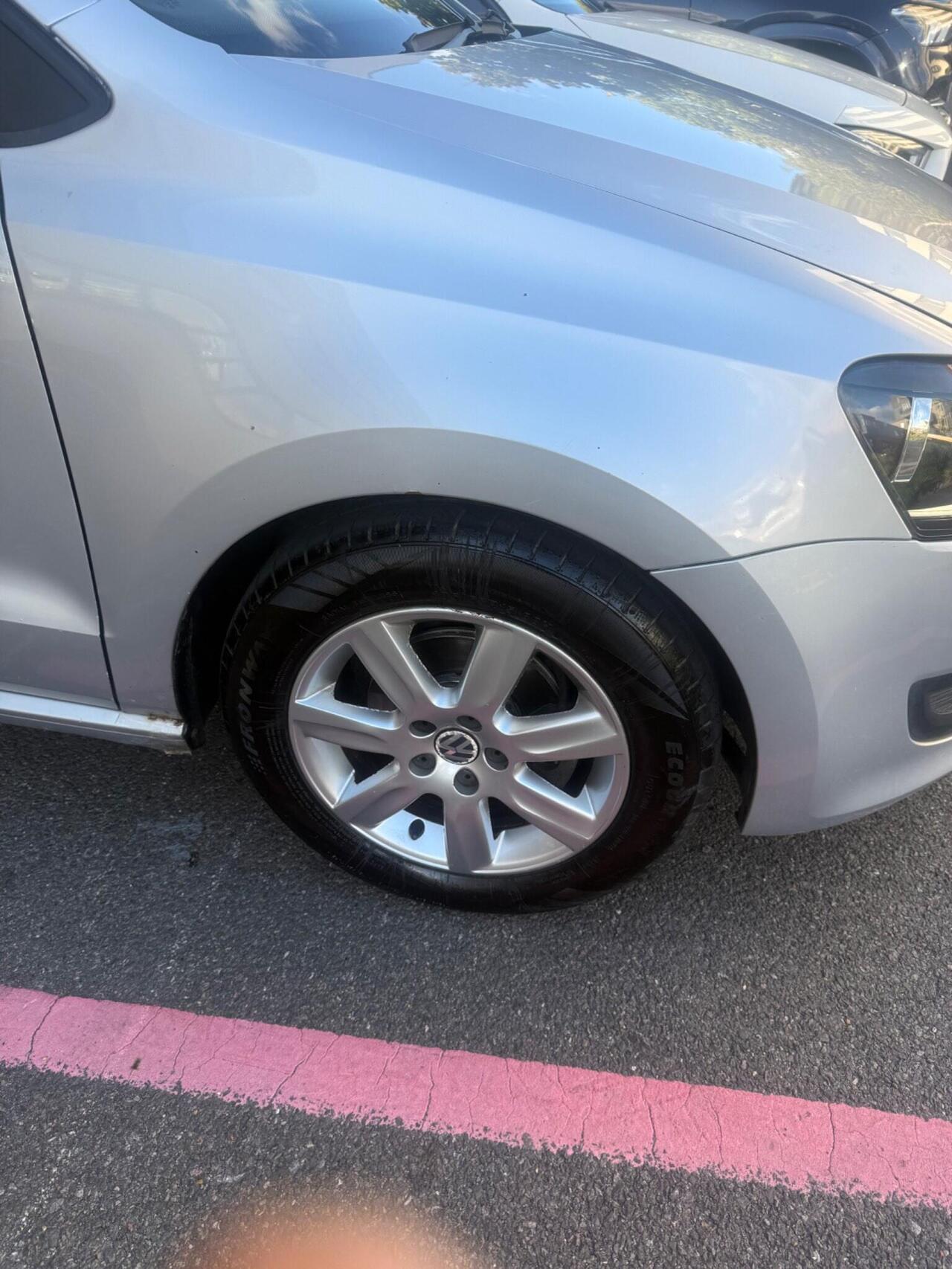 Volkswagen Polo — photo 7