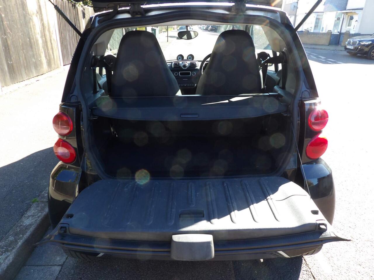 Smart fortwo — photo 12
