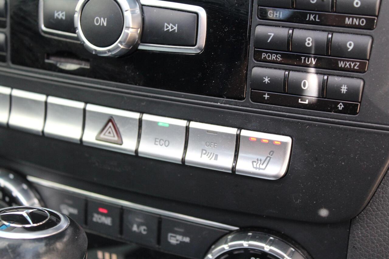 Mercedes-Benz C Class — photo 30