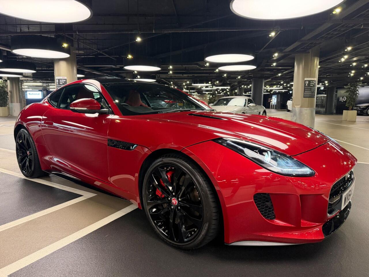 Jaguar F-Type — photo 1