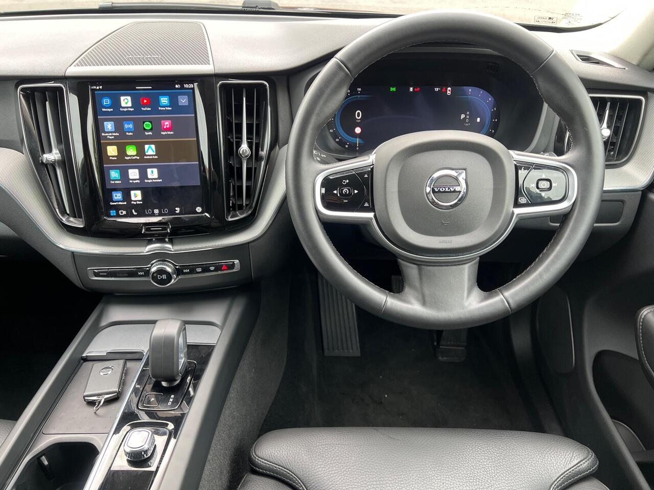 Volvo XC60 — photo 45