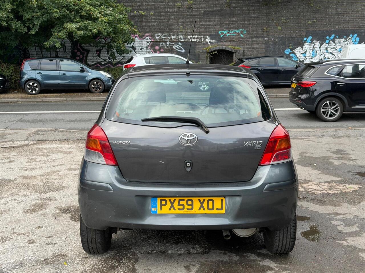 Toyota Yaris — photo 11