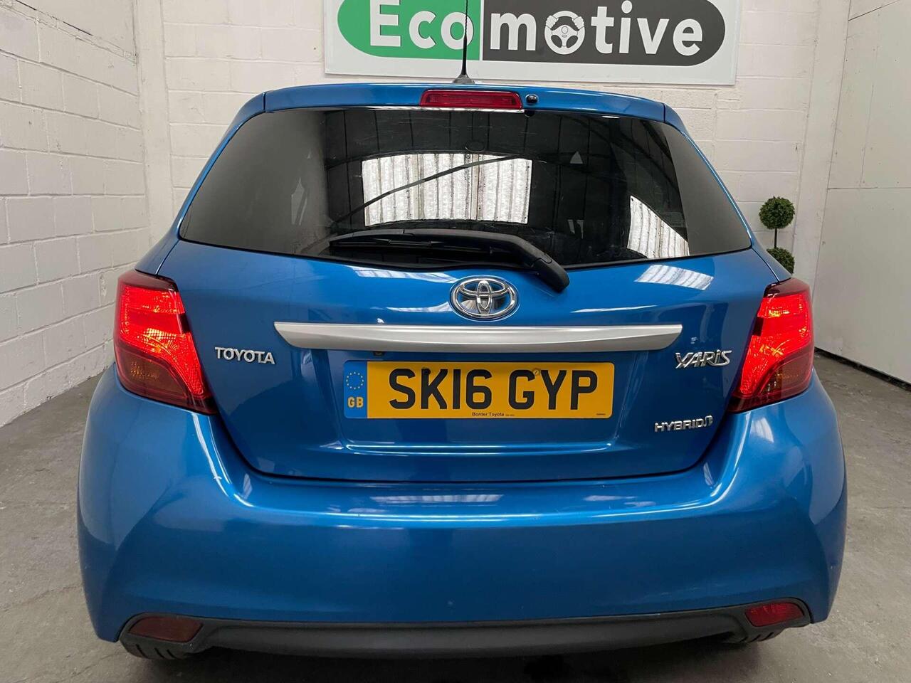 Toyota Yaris — photo 15