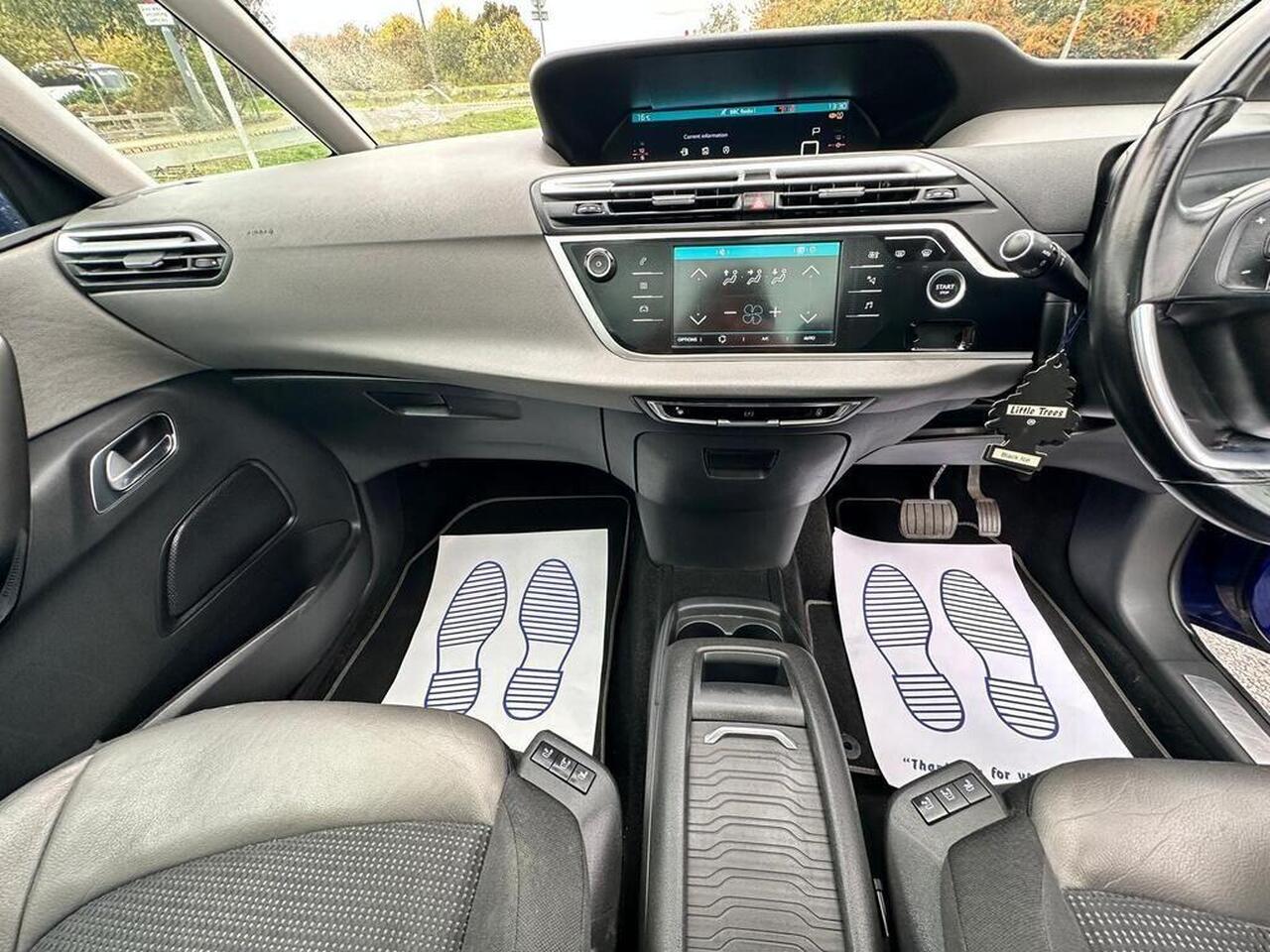Citroen Grand C4 SpaceTourer — photo 17