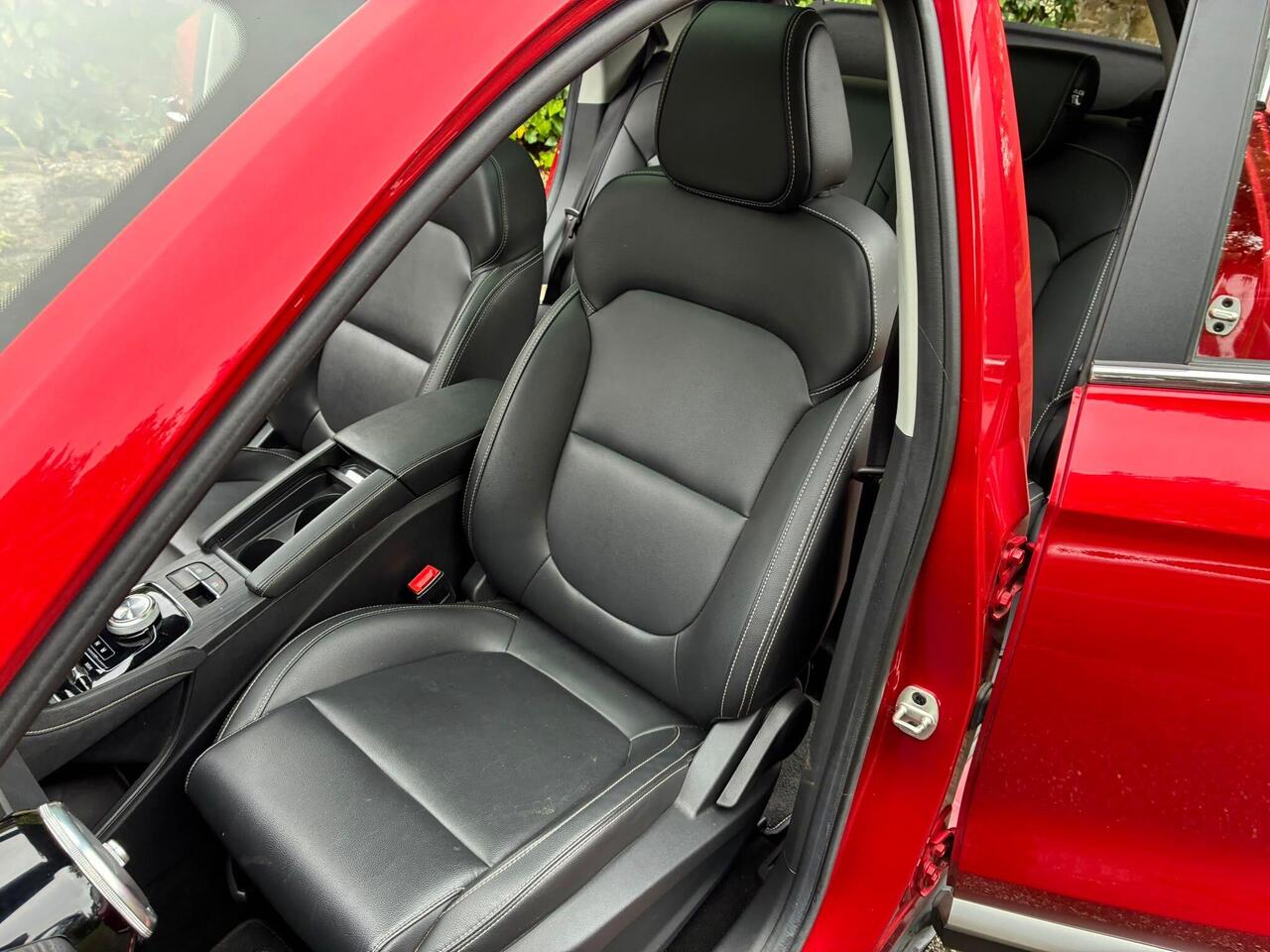 MG MG ZS — photo 16