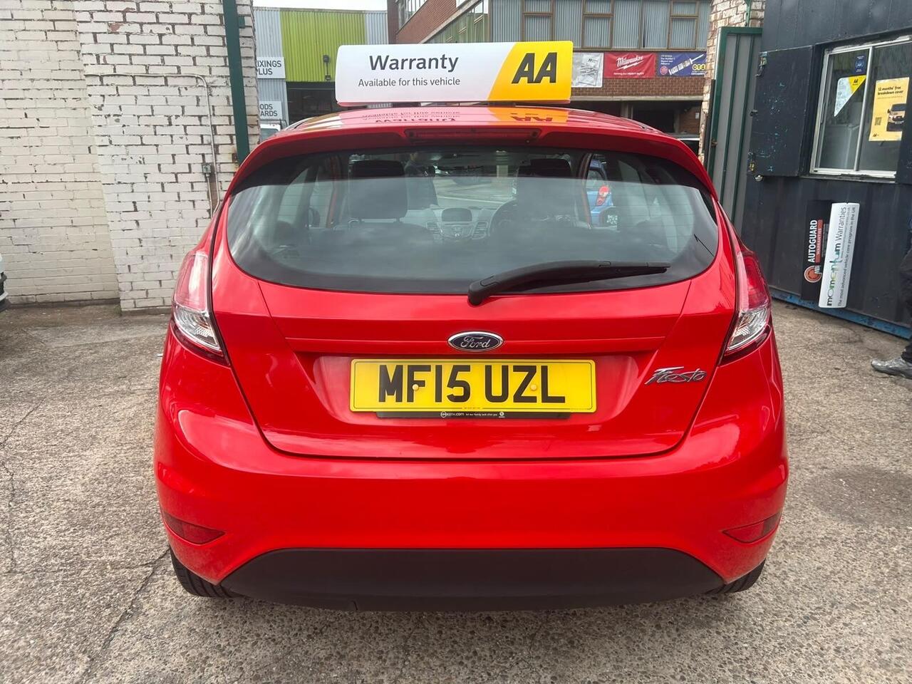 Ford Fiesta — photo 9
