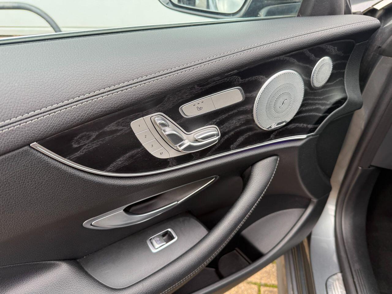 Mercedes-Benz E Class — photo 8