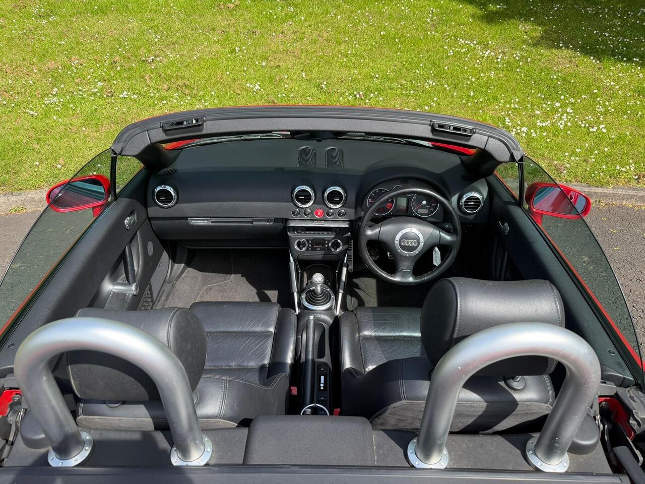 Audi TT — photo 17