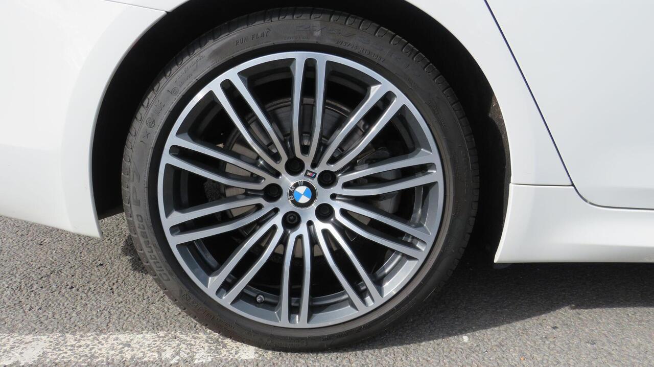 BMW 5 Series — photo 42
