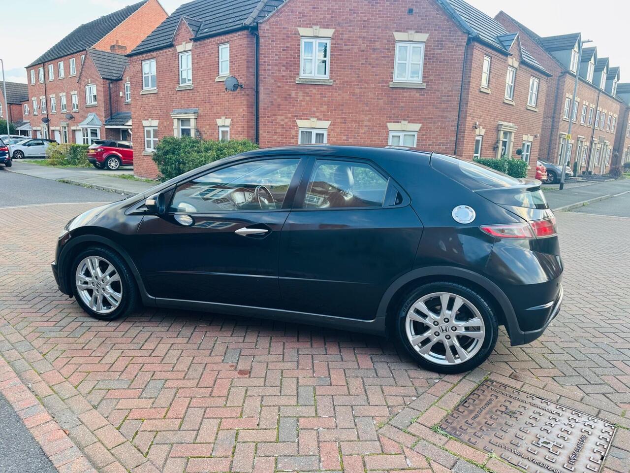 Honda Civic — photo 38