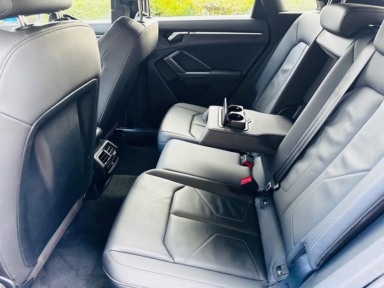 Audi Q3 — photo 13