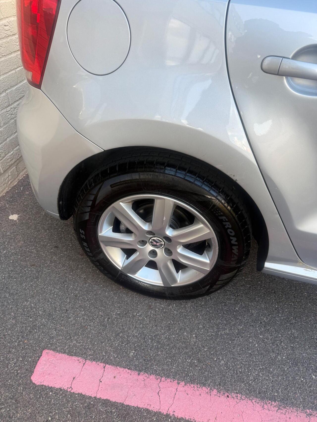 Volkswagen Polo — photo 8