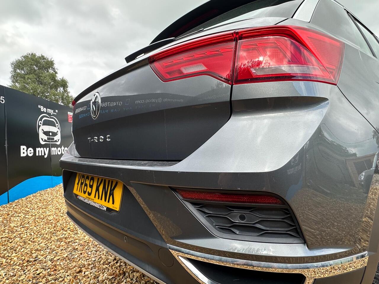 Volkswagen T-Roc — photo 37