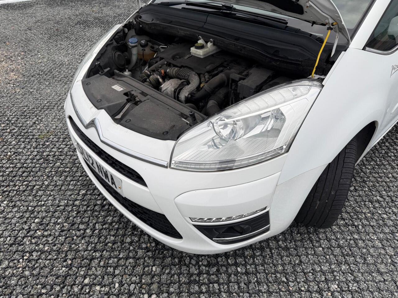 Citroen C4 Picasso — photo 35