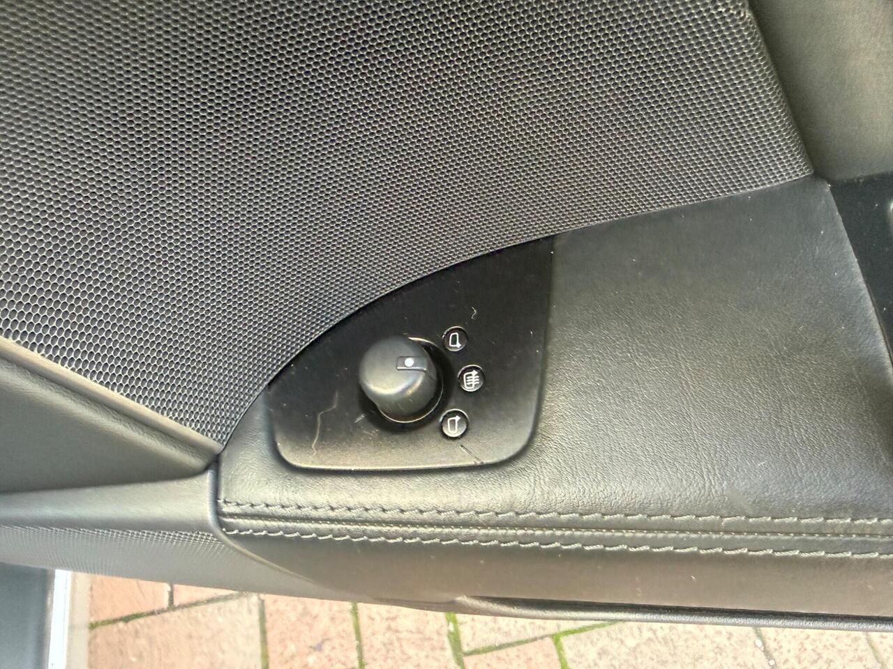 Audi TT — photo 30