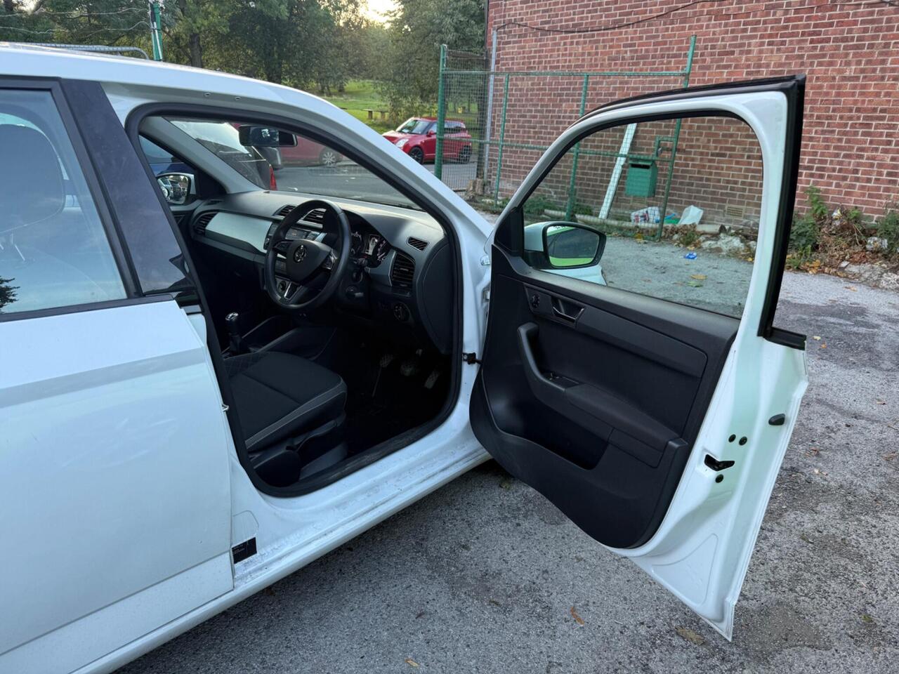 Skoda Fabia — photo 20