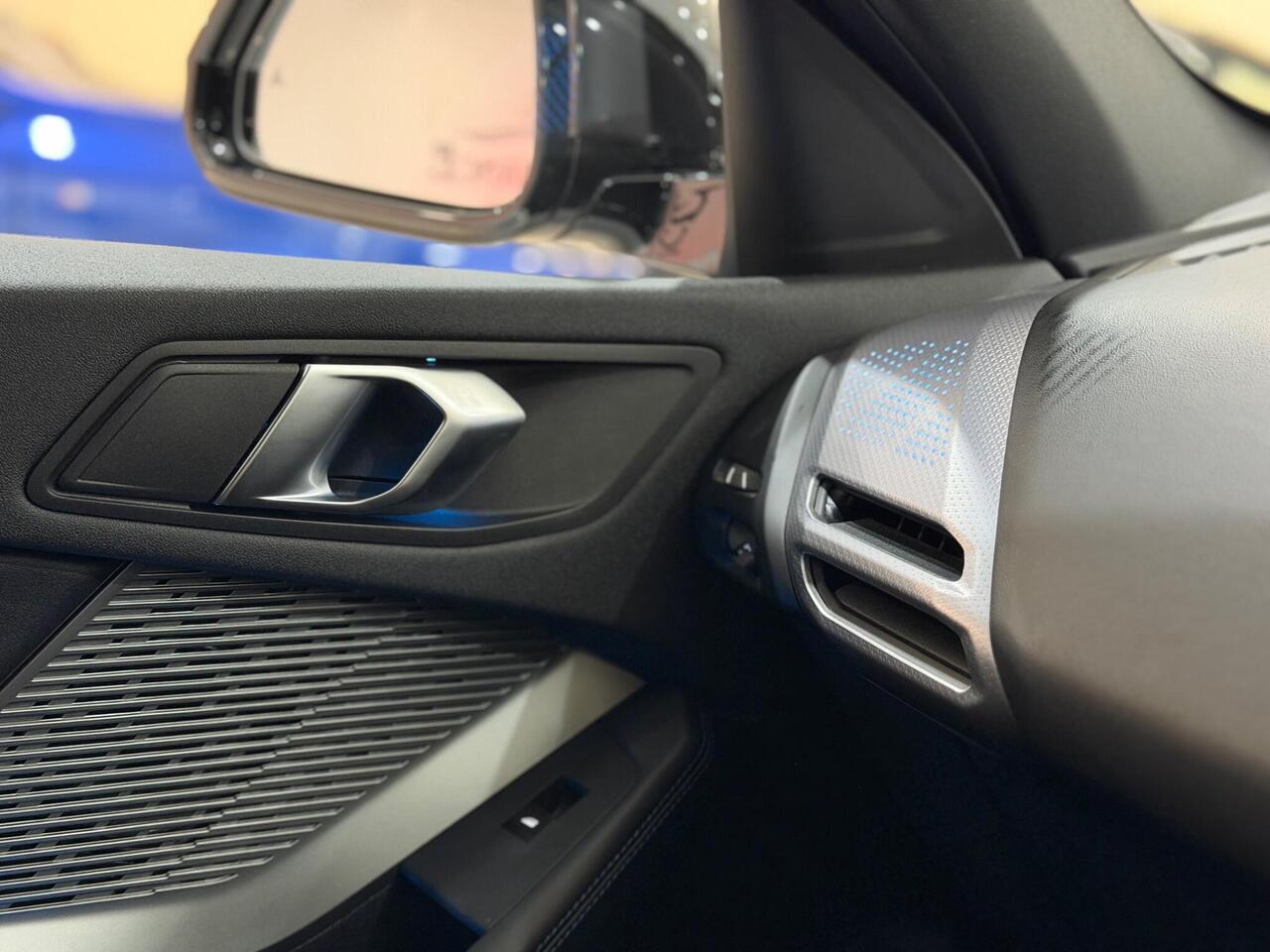 BMW 1 Series — photo 33