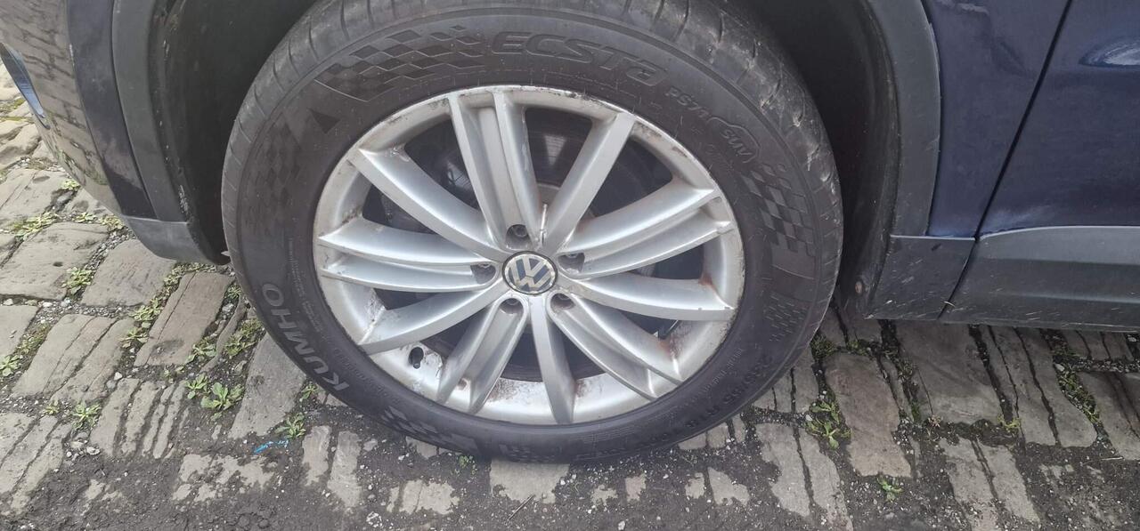 Volkswagen Tiguan — photo 6