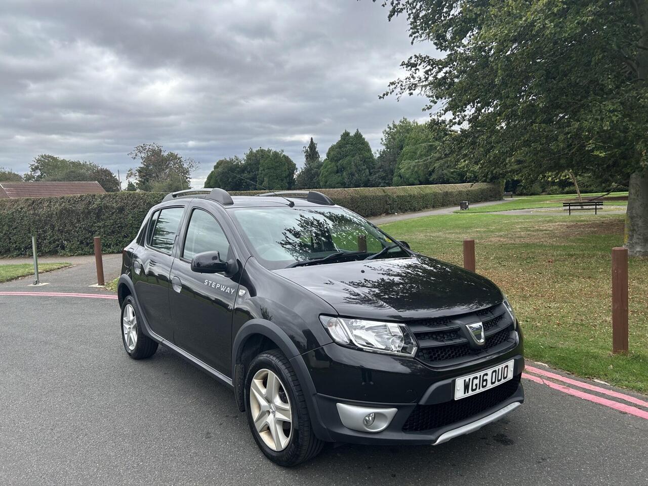 Dacia Sandero Stepway — photo 1