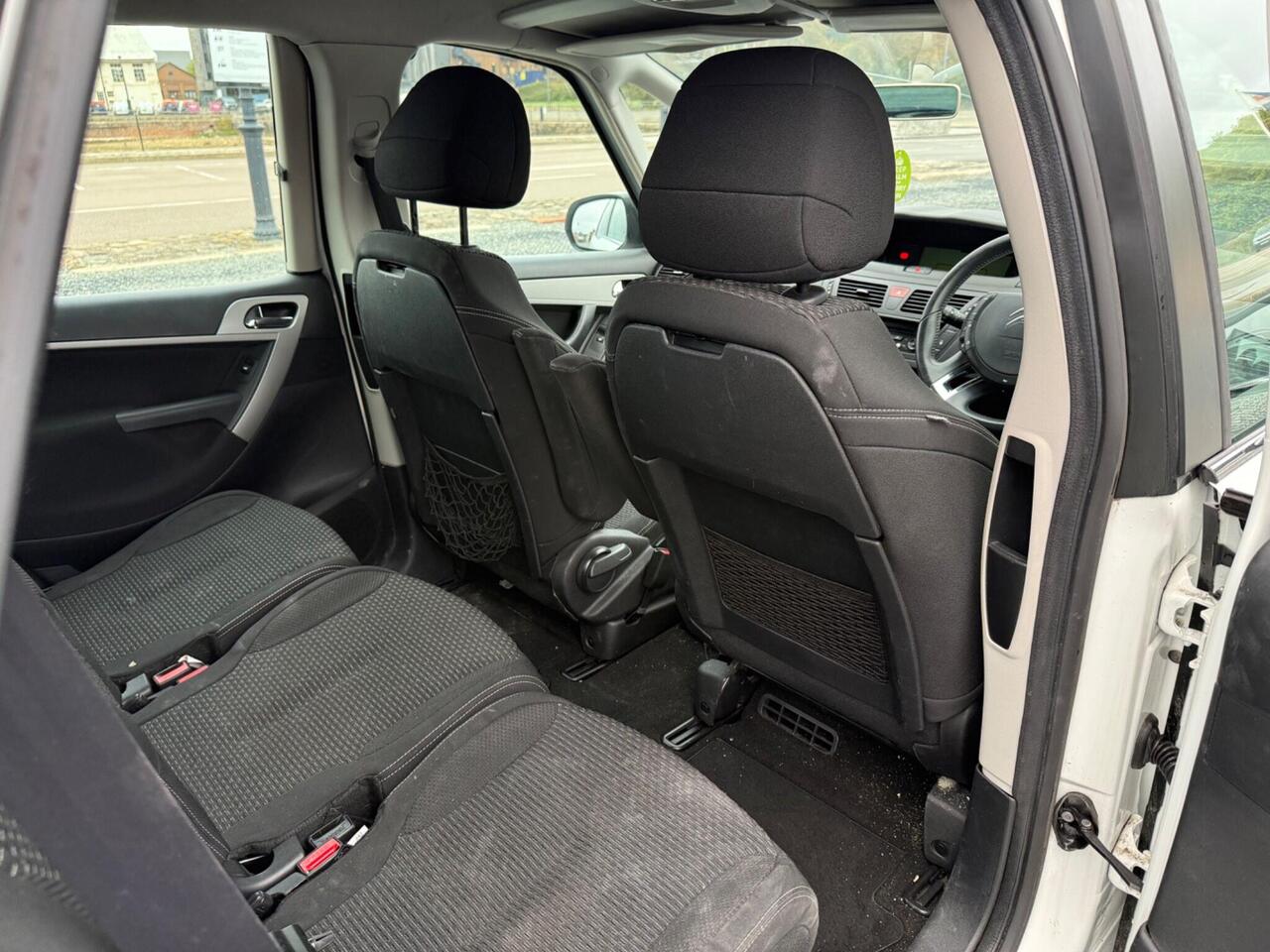 Citroen C4 Picasso — photo 29